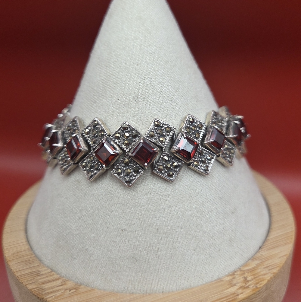 Vintage Sterling Silver, Marcasite Gemstone Bracelet  8"